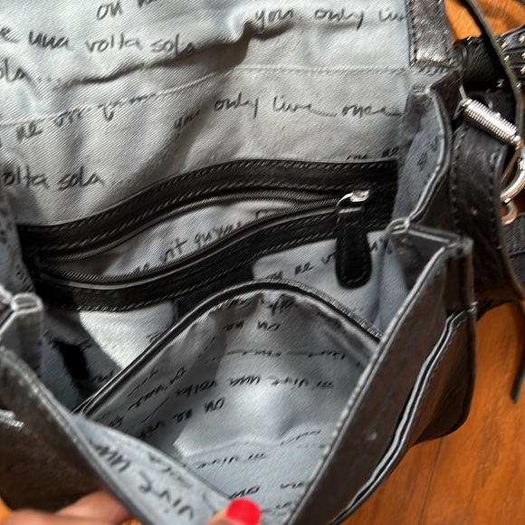 Magnificent hardware. ASH Bag! Pre-loved. Grab it while it’s Hot!!! - Picture 6 of 15